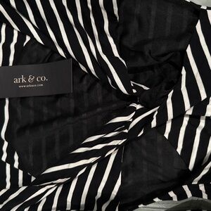 Ark & Co -Black & White Stripe Classic long sleeve Maxi Dress w Keyhole feature